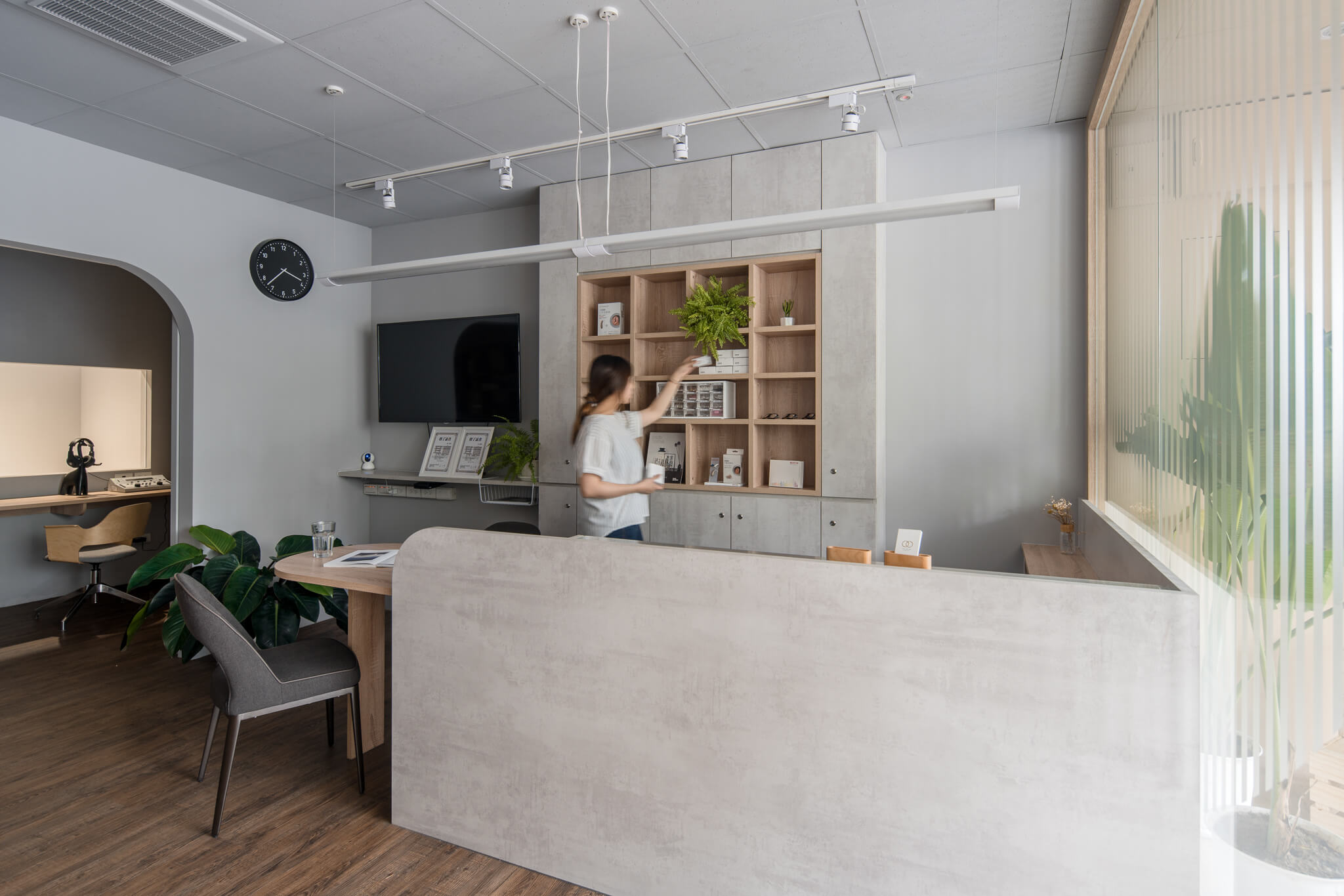 Commercial Interiors-01